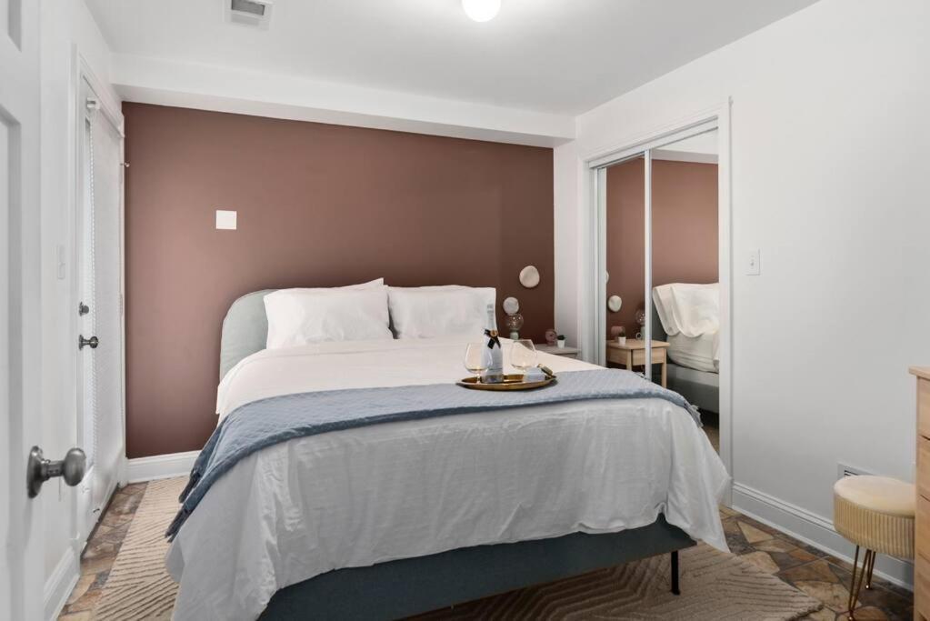Upscale 2Br Apartment With Patio Washington Luaran gambar