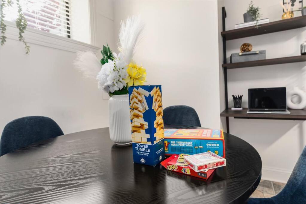 Upscale 2Br Apartment With Patio Washington Luaran gambar