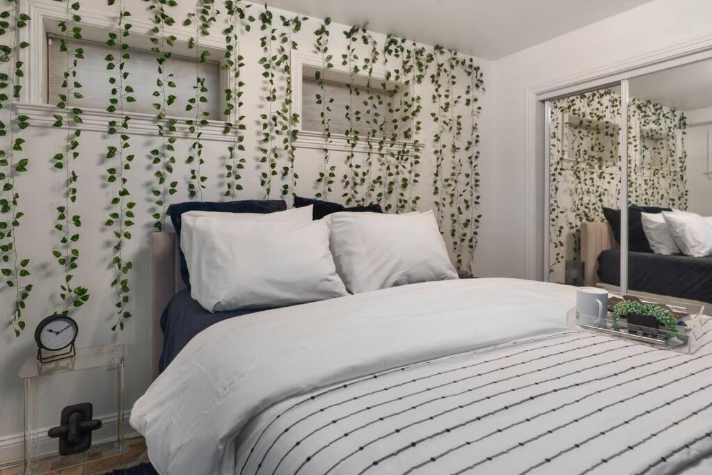 Upscale 2Br Apartment With Patio Washington Luaran gambar